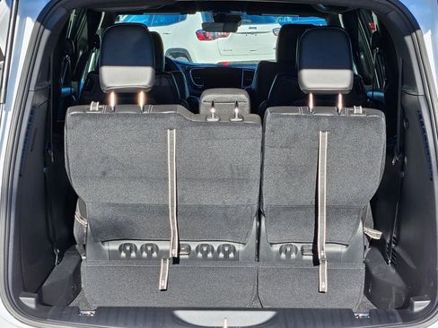 New 2026 Chrysler Voyager LX image 26