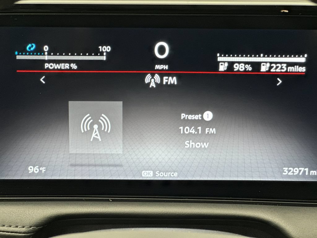 Used 2023 Nissan Ariya FWD image 27