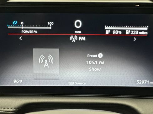 Used 2023 Nissan Ariya FWD image 27