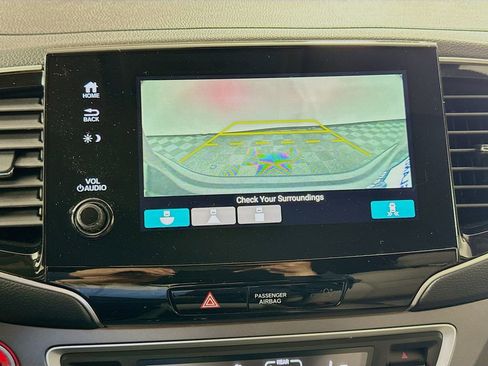 Used 2021 Honda Pilot EX image 13