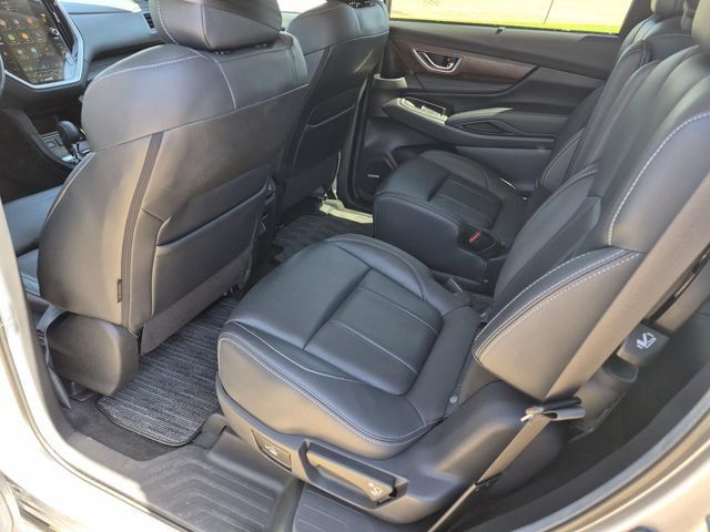 Used 2024 Subaru Ascent Touring AWD/4WD image 27