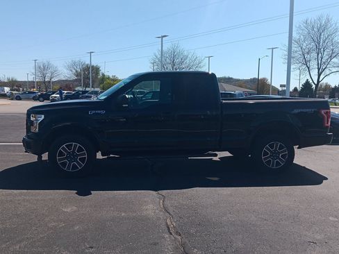 Used 2017 Ford F150 XLT w/ Equipment Group 302A Luxury AWD/4WD image 9