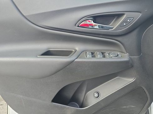 Used 2024 Chevrolet Equinox LT w/ LPO, Floor Liner Package image 13