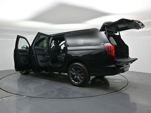 New 2025 Ford Expedition Max Platinum w/ Stealth Performance Package image 52