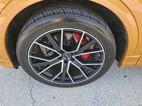 Used 2023 Audi Q8 Premium Plus w/ Premium Plus Package image 42