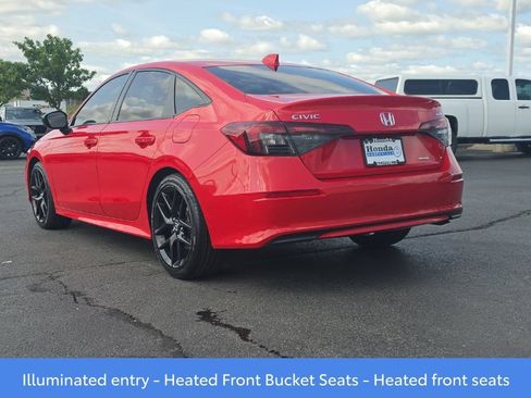 Used 2025 Honda Civic Sport Touring image 5