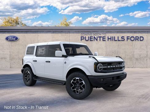 New 2026 Ford Bronco Outer Banks AWD/4WD image 6