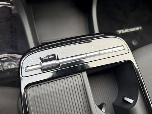 New 2026 Hyundai Tucson Blue SE w/ Tow & Go Package image 24