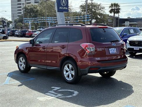 Used 2016 Subaru Forester 2.5i Premium image 4