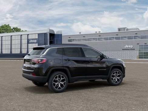 New 2026 Jeep Compass Limited AWD/4WD image 5