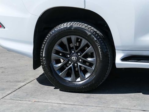 Used 2021 Lexus GX 460 Premium w/ Premium Package AWD/4WD image 8