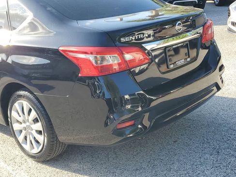 Used 2017 Nissan Sentra SV image 8