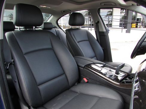 Used 2015 BMW 528i Sedan RWD image 29