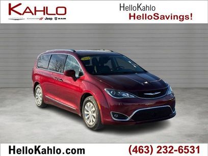 Used 2018 Chrysler Pacifica Touring-L w/ Advanced Safetytec Group