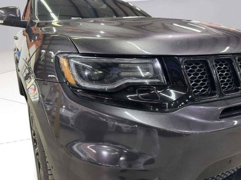 Used 2018 Jeep Grand Cherokee Trackhawk w/ Trailer Tow Group IV AWD/4WD image 14