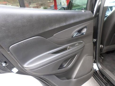 Used 2021 Buick Encore Preferred w/ Safety Package image 26