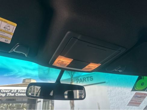 Used 2016 Ford Explorer XLT w/ Equipment Group 202A image 26