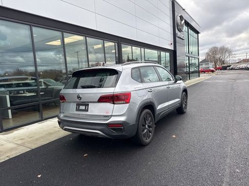 Used 2022 Volkswagen Taos S w/ IQ Drive S Package image 3