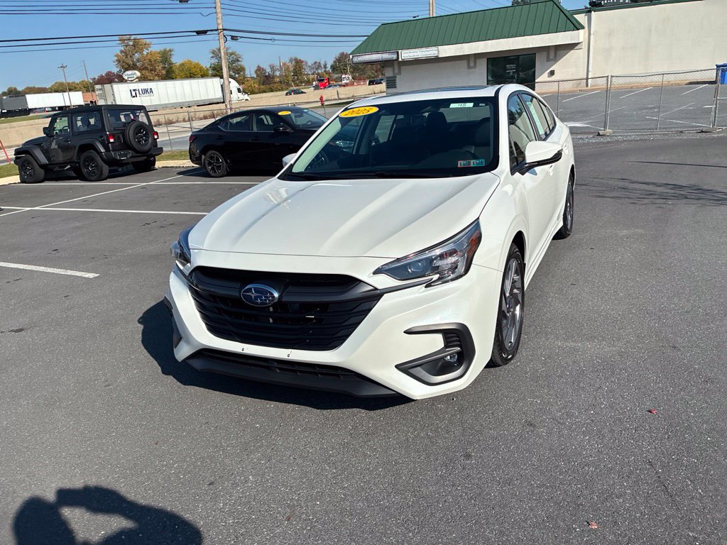 Used 2025 Subaru Legacy Limited AWD/4WD image 18