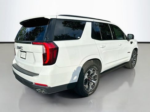 Used 2026 GMC Yukon AT4 Ultimate w/ LPO, Illumination Package AWD/4WD image 5