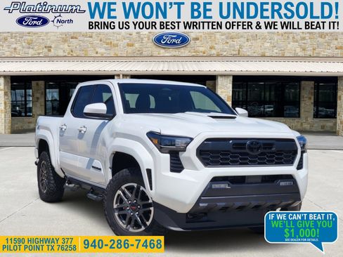 Used 2025 Toyota Tacoma TRD Sport AWD/4WD image 1