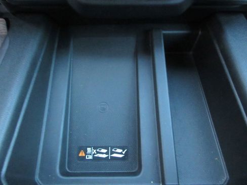 Used 2019 Chevrolet Silverado 1500 LTZ image 31