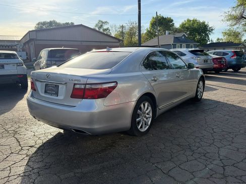 Used 2008 Lexus LS 460 RWD image 4