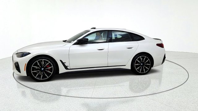 Used 2026 BMW 440i xDrive w/ Premium Package AWD/4WD image 4