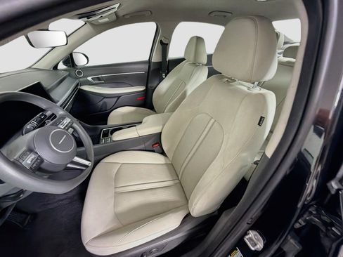 Used 2025 Hyundai Sonata SEL FWD image 13