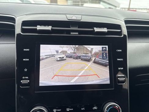 Certified 2024 Hyundai Tucson SE image 24
