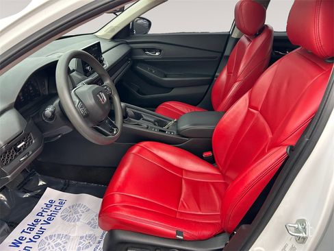 Used 2023 Honda Accord EX image 9