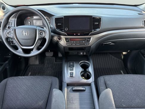Used 2023 Honda Ridgeline Sport image 9
