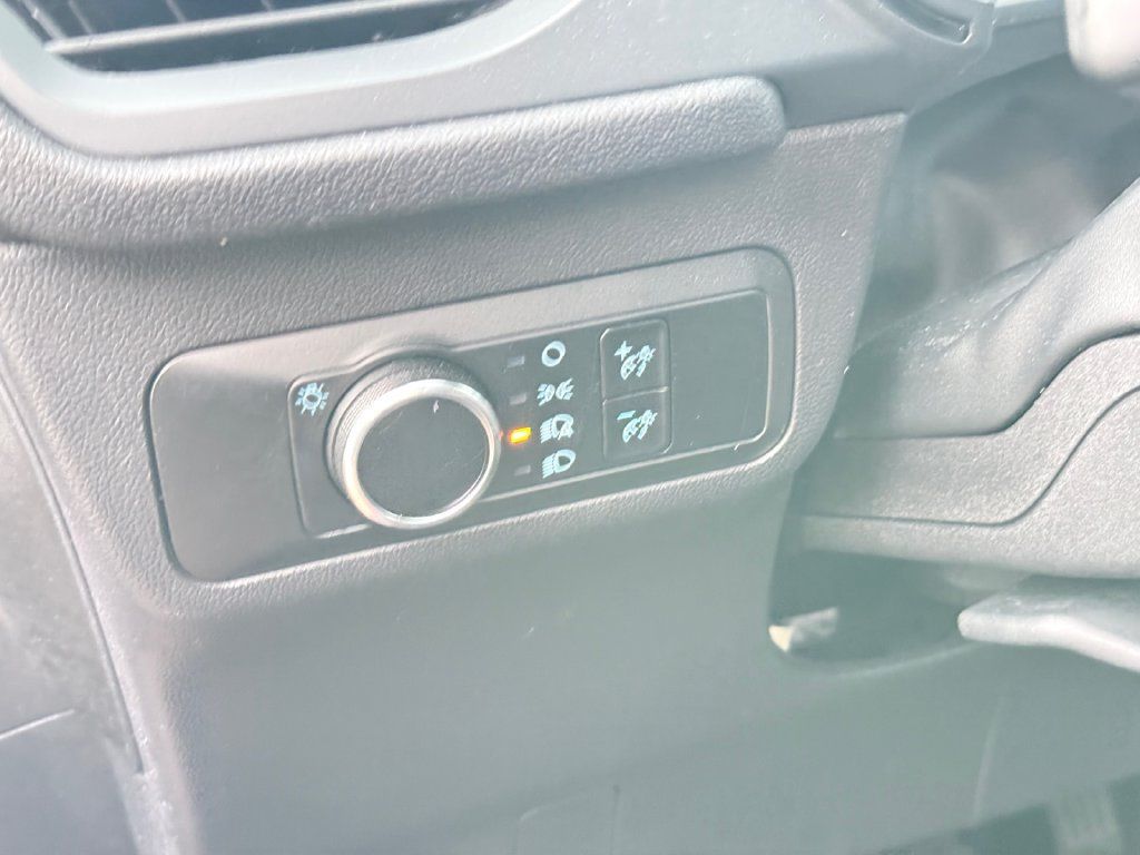 Used 2025 Ford Escape ST-Line FWD image 16