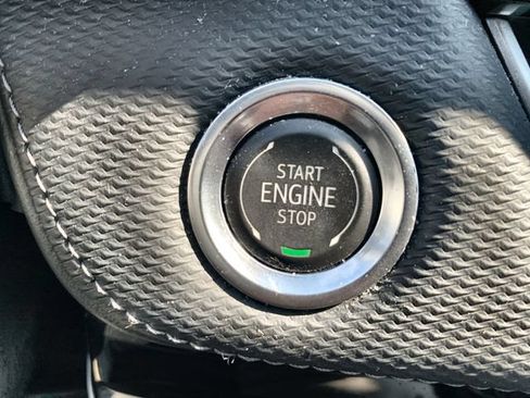 Certified 2025 Chevrolet Equinox LT w/ Convenience Package II FWD image 16