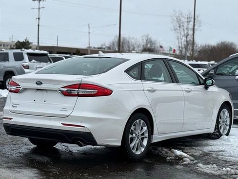 Certified 2020 Ford Fusion SE image 34