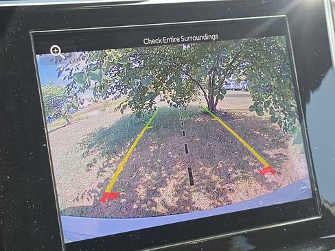 New 2025 Jeep Grand Cherokee Altitude image 4