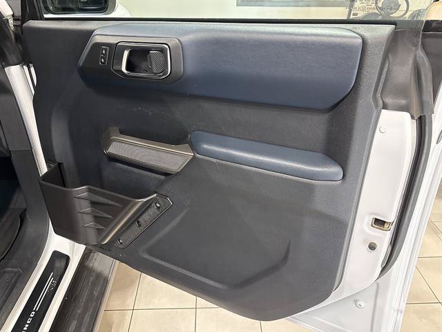 Used 2023 Ford Bronco Outer Banks w/ Sasquatch Package AWD/4WD image 19