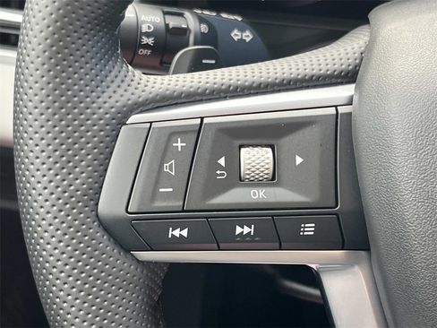 New 2026 Mitsubishi Outlander SE image 28