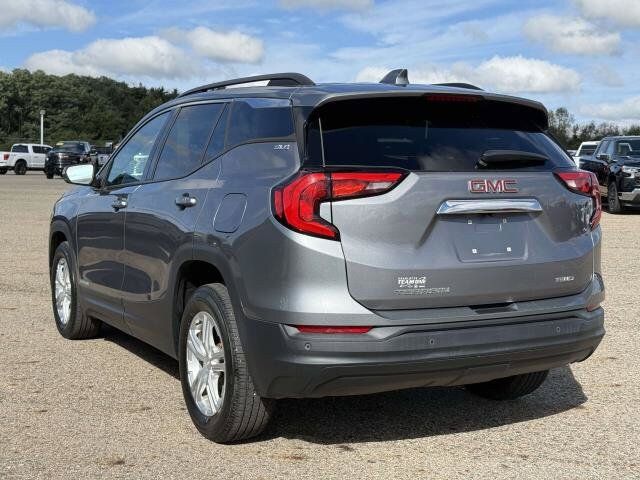 Used 2020 GMC Terrain SLE w/ Driver Convenience Package AWD/4WD image 6