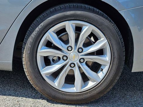 Used 2023 Chevrolet Malibu LT FWD image 13