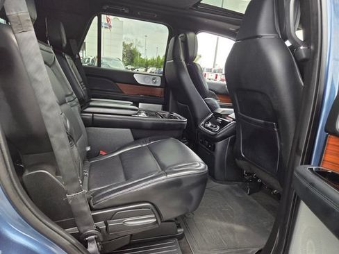 Used 2019 Lincoln Navigator Reserve w/ Cargo Package AWD/4WD image 14