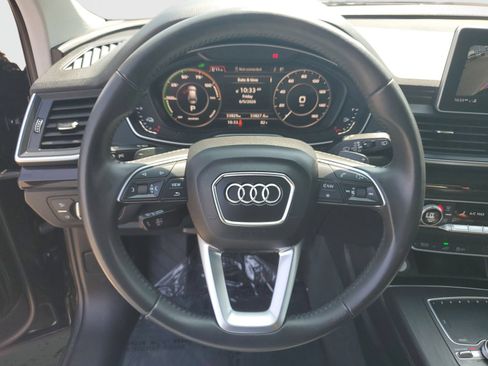 Used 2020 Audi Q5 e Premium w/ Convenience Package AWD/4WD image 28