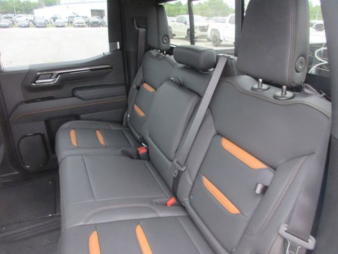 New 2026 GMC Sierra 1500 AT4 w/ AT4 Premium Package AWD/4WD image 13