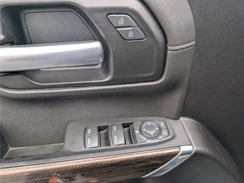 Used 2020 Chevrolet Silverado 1500 LT Trail Boss AWD/4WD image 21