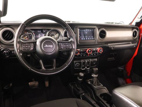 Used 2022 Jeep Gladiator Sport AWD/4WD image 2