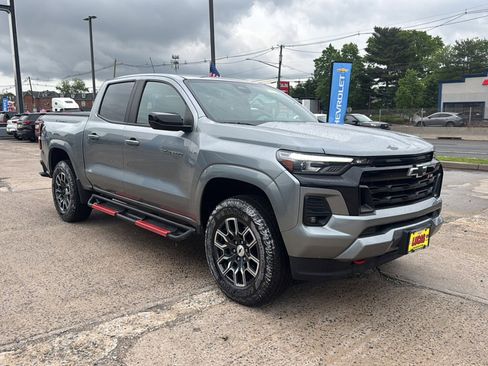 Certified 2023 Chevrolet Colorado Z71 w/ Z71 Convenience Package 2 AWD/4WD image 4