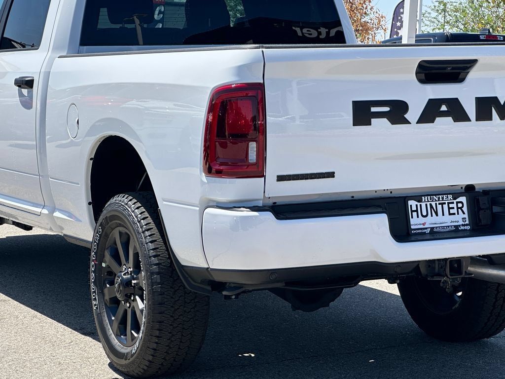 New 2026 RAM 2500 Big Horn AWD/4WD image 5