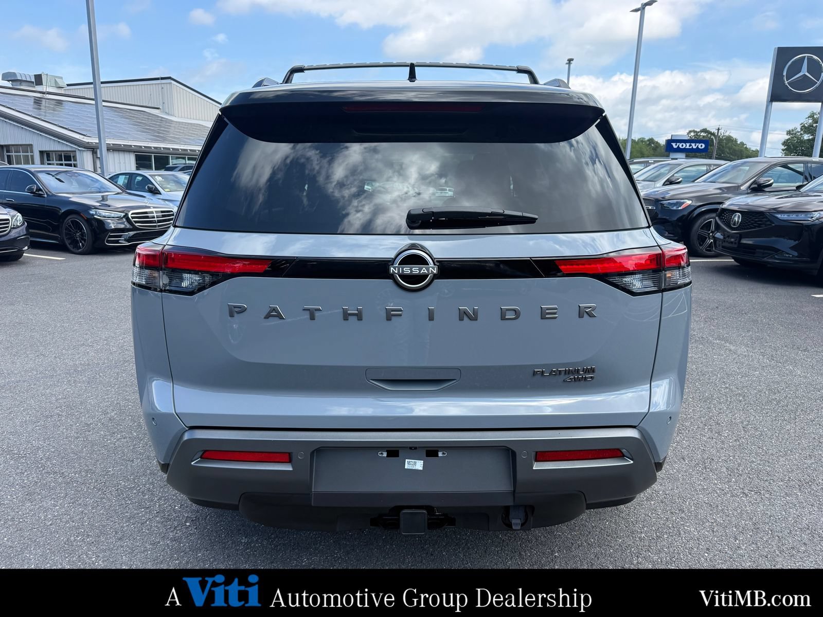 Used 2026 Nissan Pathfinder Platinum AWD/4WD image 7