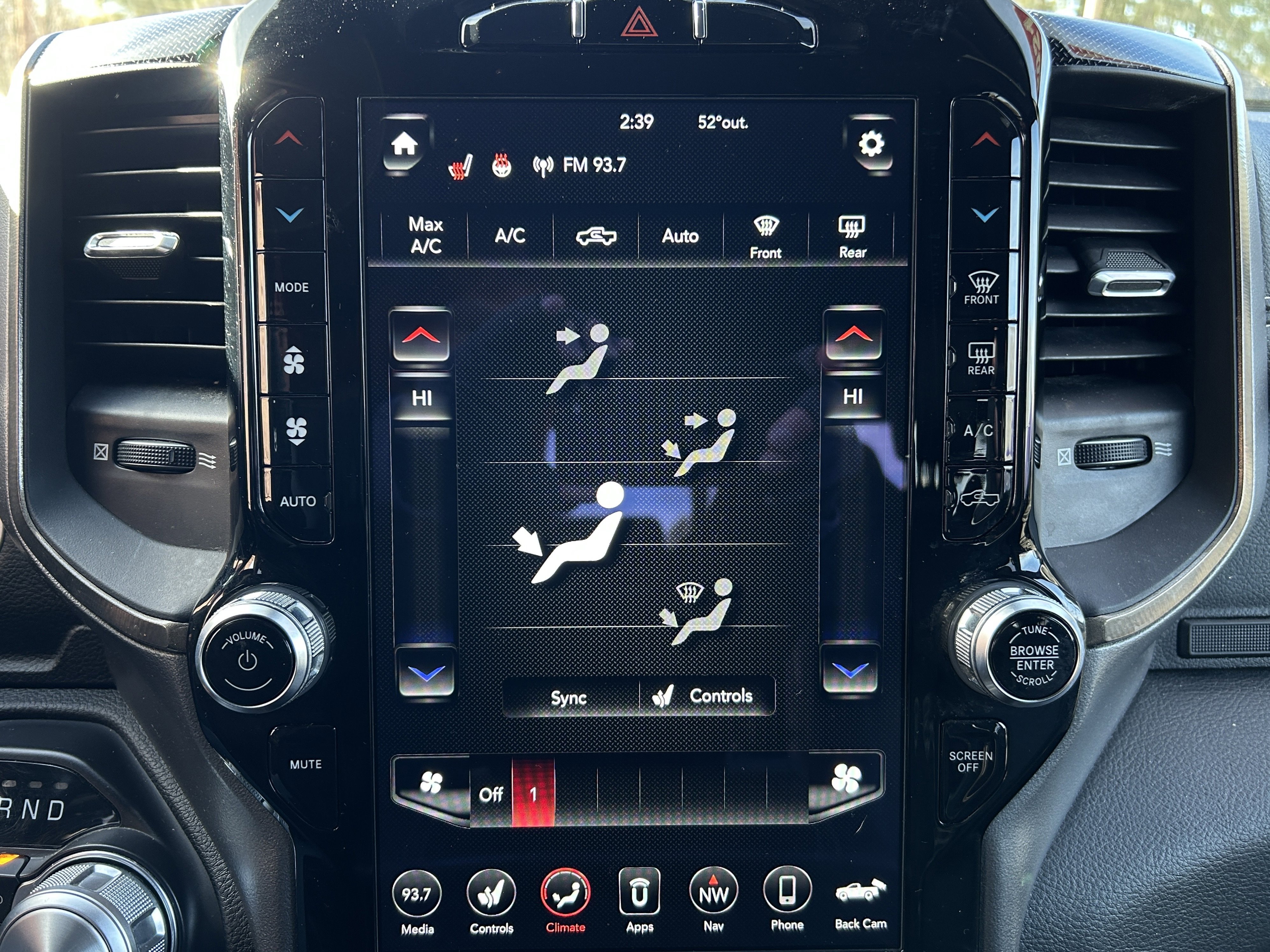 Used 2021 RAM 1500 Rebel w/ Rebel Level 2 Equipment Group AWD/4WD image 23