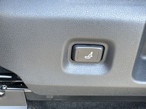 New 2026 Toyota Tacoma SR5 RWD image 27